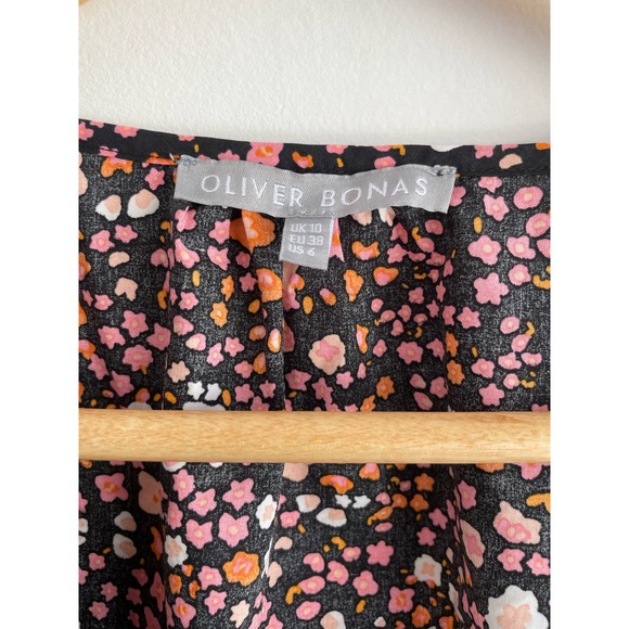 Oliver Bonas Floral Print Broderie Sleeve Black Cotton Blouse | size 6 - Picture 3 of 5